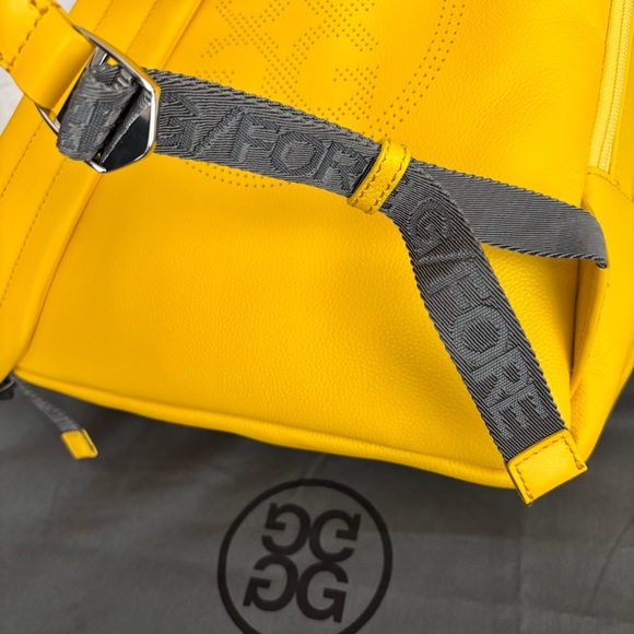 G/FORE Cyber Embossed Full Grain Genuine Leather Skull & Tees Unisex Backpack - Picture 9 of 16